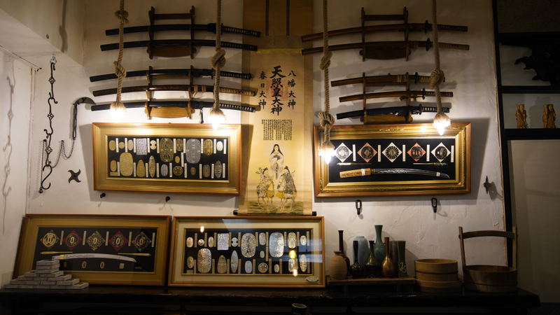 Illustration for article titled At Tokyo's Ninja Bar, Drink Beer And Throw Shuriken